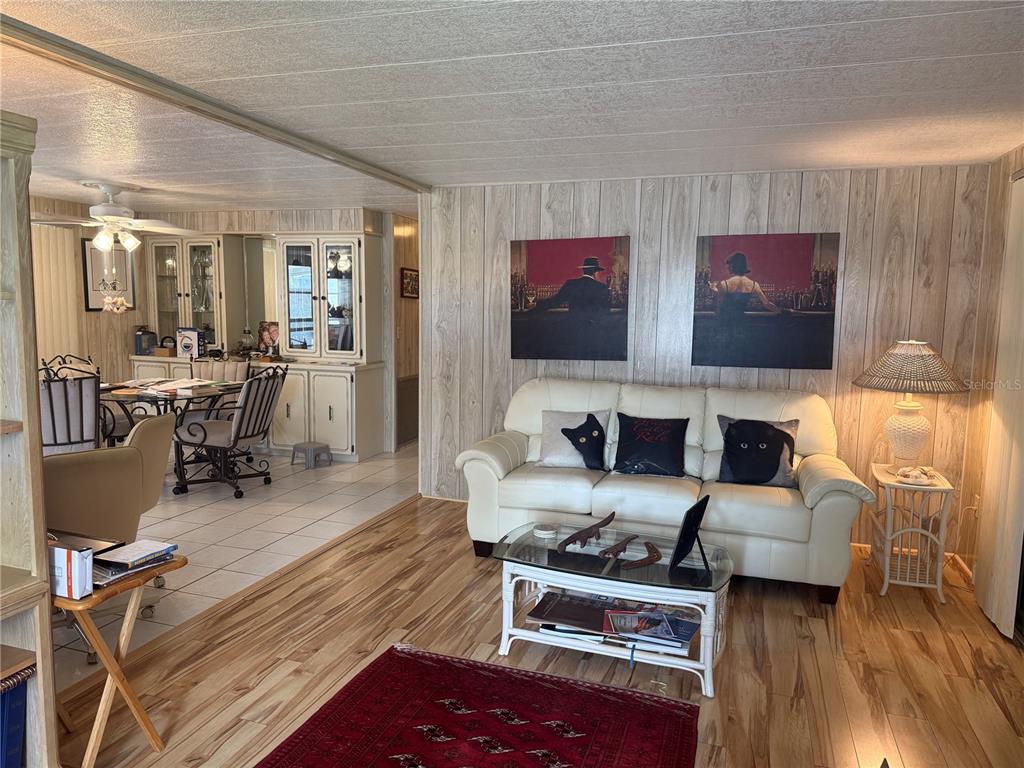 Property for sale at 5640 FORSYTHIA ROAD, VENICE, FL, 34293