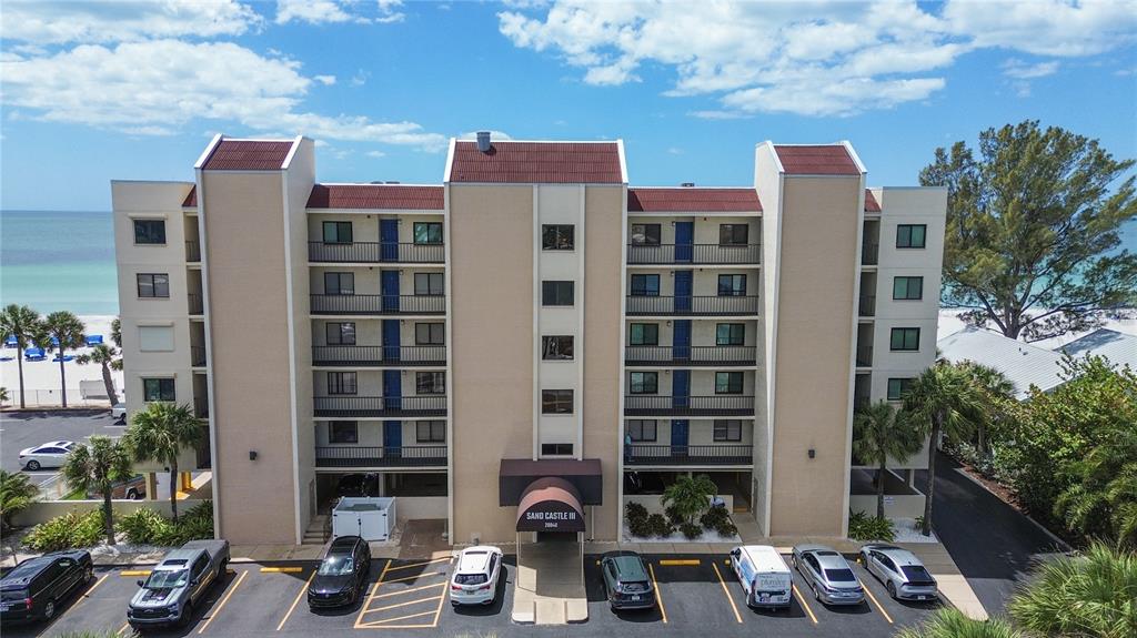 Property for sale at 20040 GULF BOULEVARD UNIT 402, INDIAN ROCKS BEACH, FL, 33785