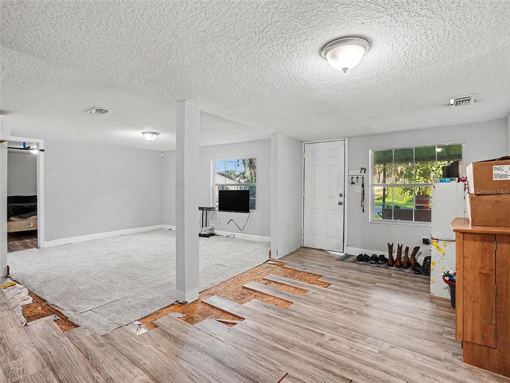 Property for sale at 2771 OLD DIXIE HIGHWAY, AUBURNDALE, FL, 33823