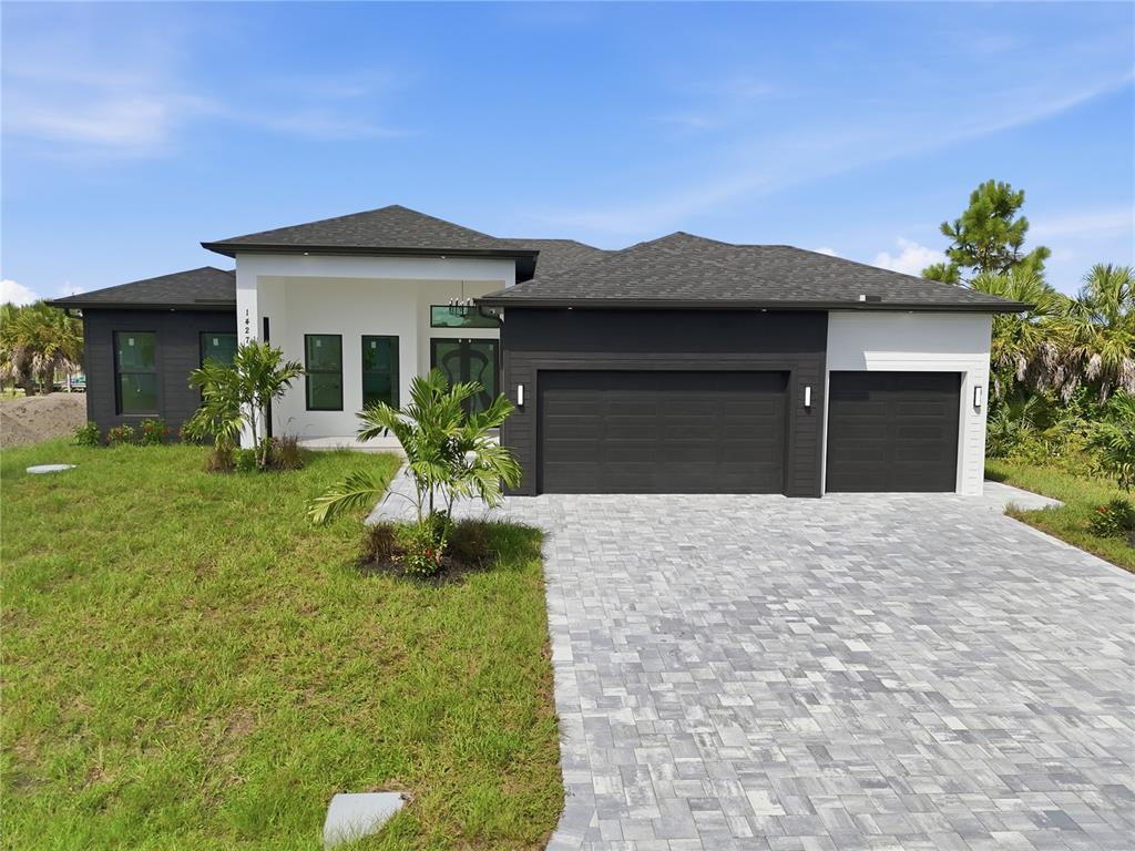 Property for sale at 14270 FORT WORTH CIRCLE, PORT CHARLOTTE, FL, 33981