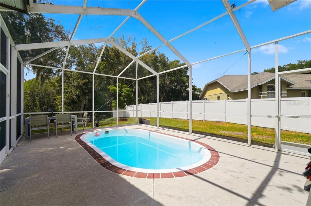 Property for sale at 448 LAKE HARRIS DRIVE, LAKELAND, FL, 33813