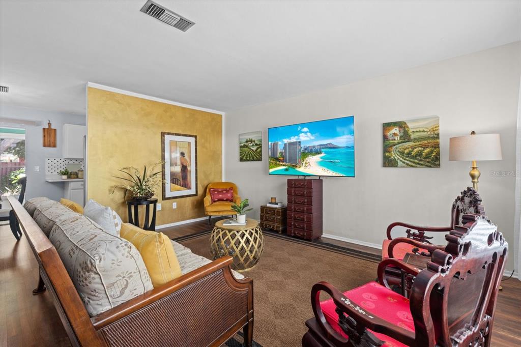 Spacious open living room
