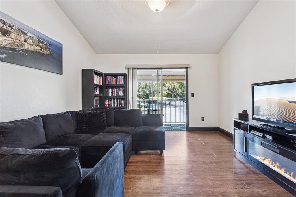 Property for sale at 145 N PEARL LAKE CSWY UNIT 208, ALTAMONTE SPRINGS, FL, 32714