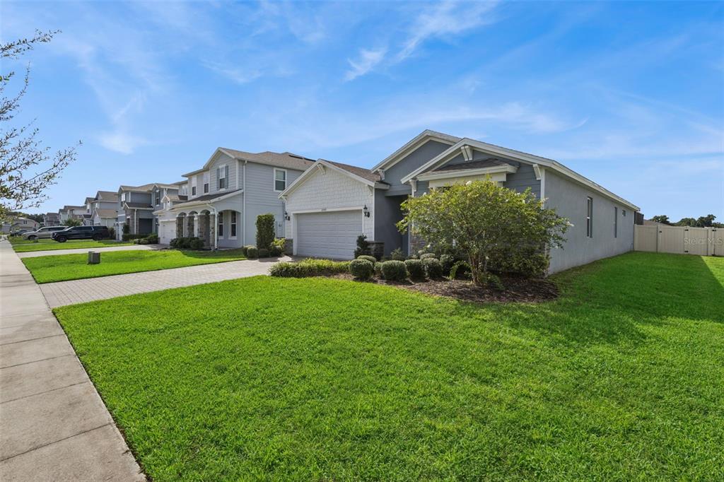 Property for sale at 2749 HILLTOP LOOP, APOPKA, FL, 32712