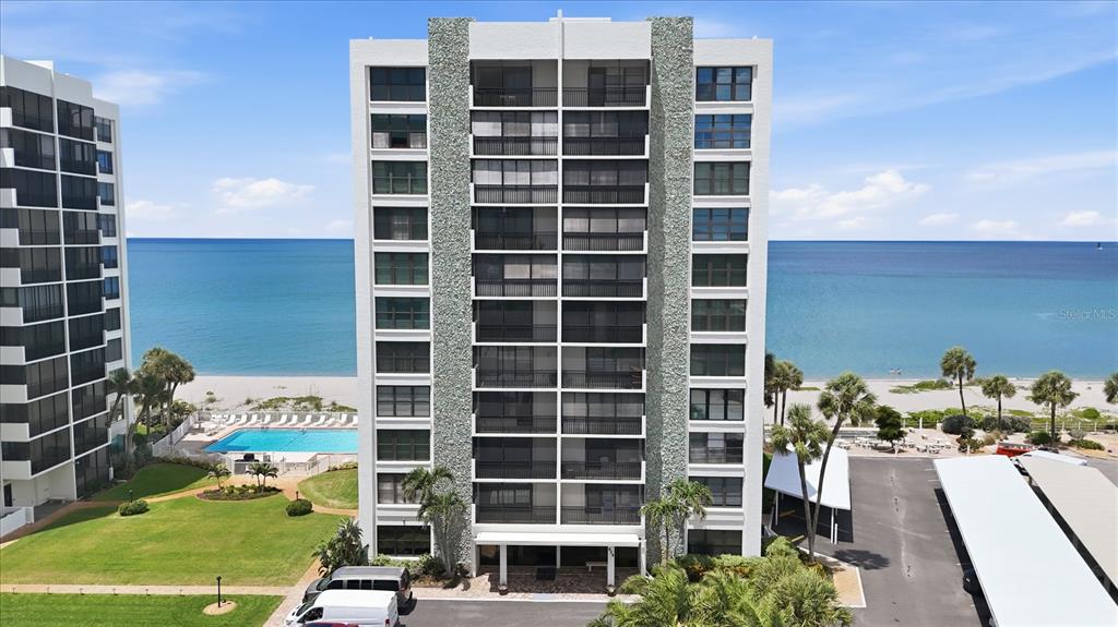 Property for sale at 629 ALHAMBRA ROAD UNIT 702, VENICE, FL, 34285