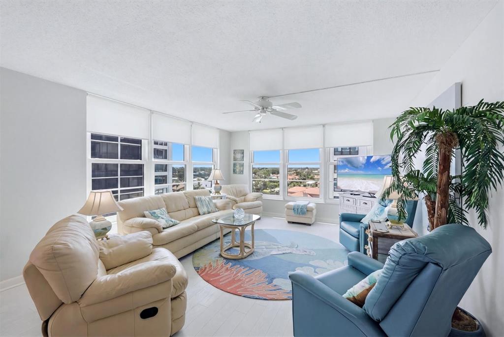 Property for sale at 629 ALHAMBRA ROAD UNIT 702, VENICE, FL, 34285