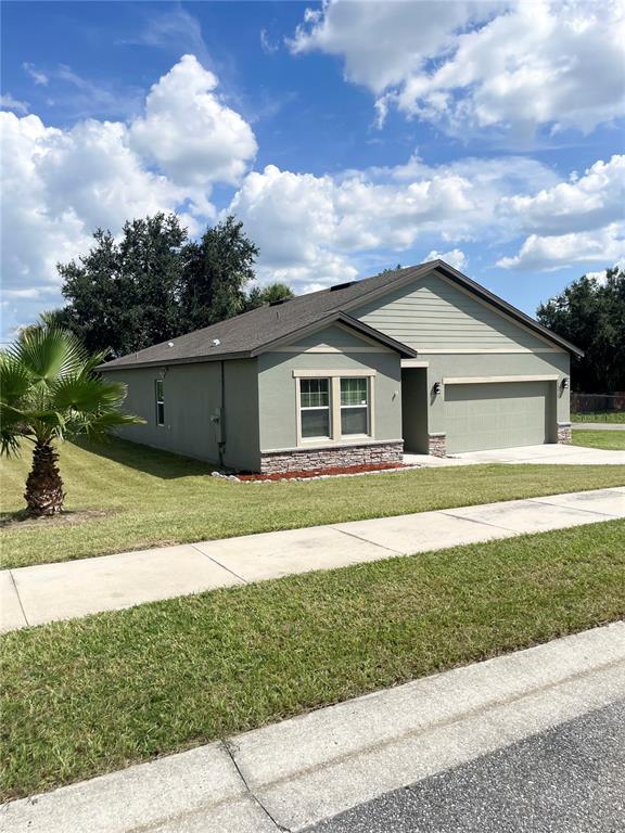 Property for sale at 15725 PINE SISKIN LOOP, MASCOTTE, FL, 34753