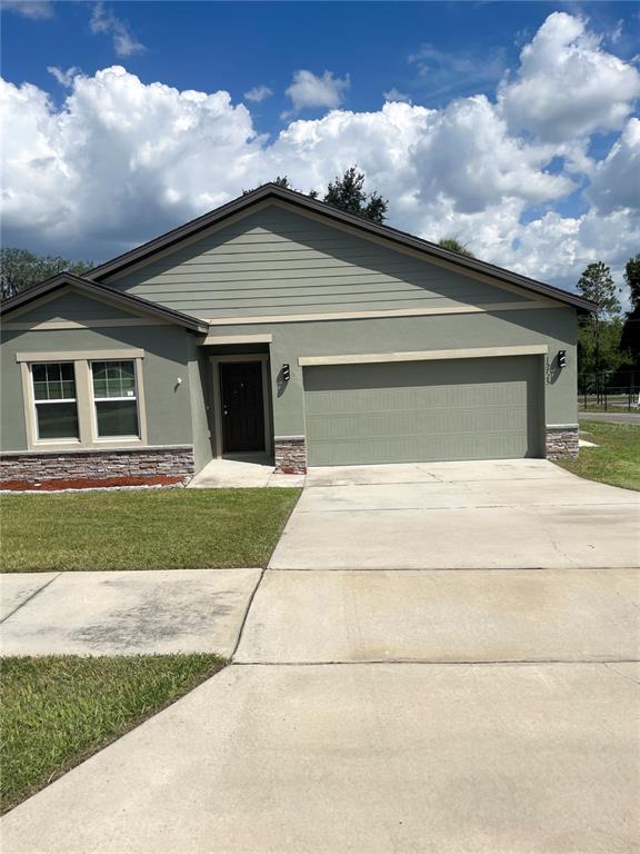 Property for sale at 15725 PINE SISKIN LOOP, MASCOTTE, FL, 34753