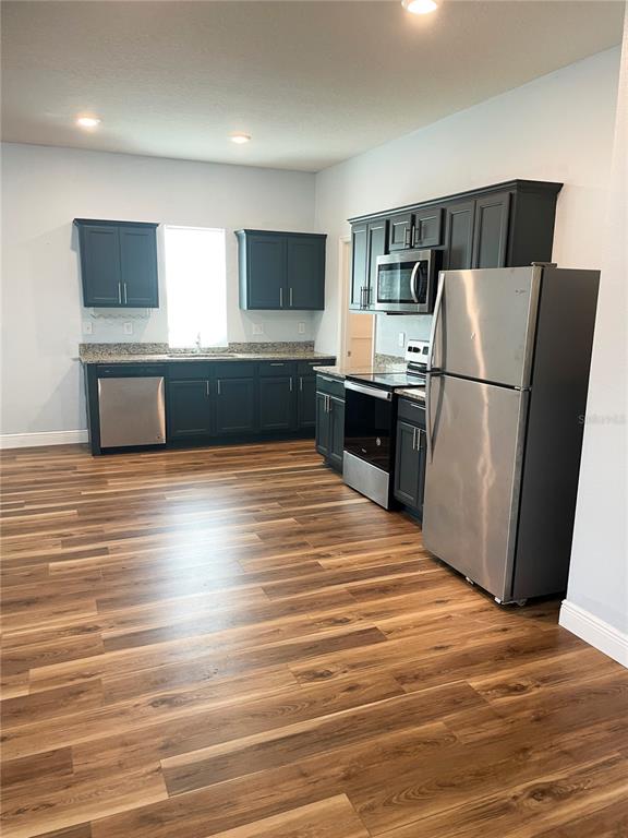 Property for sale at 15725 PINE SISKIN LOOP, MASCOTTE, FL, 34753