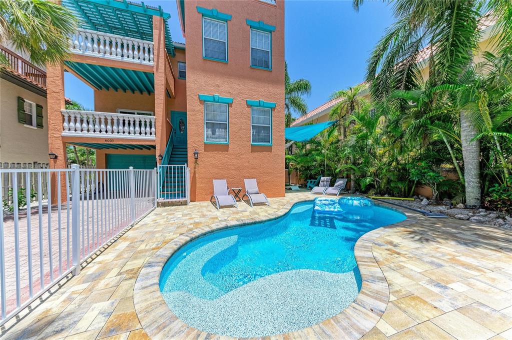 Property for sale at 4003 5TH AVENUE, HOLMES BEACH, FL, 34217