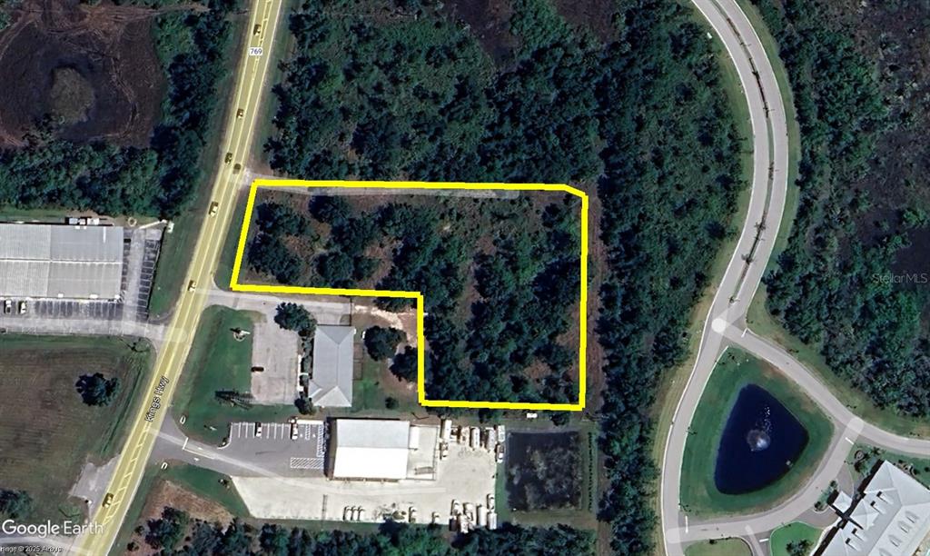 Property for sale at 12280 SW COUNTY ROAD 769, LAKE SUZY, FL, 34269