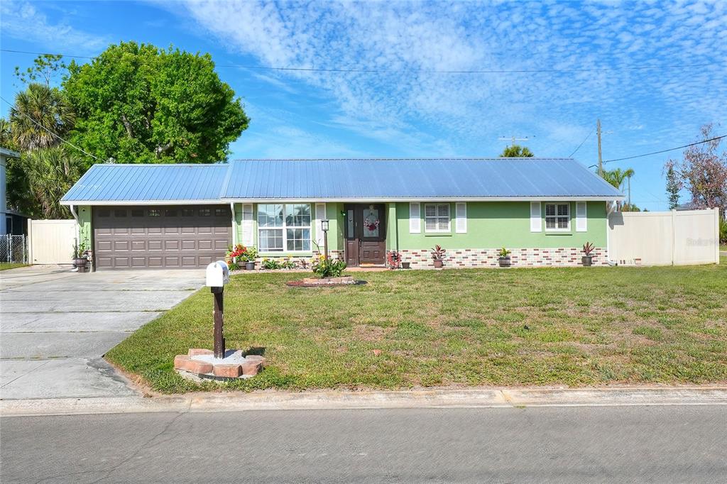 Property for sale at 6108 FAIRWAY BOULEVARD, APOLLO BEACH, FL, 33572
