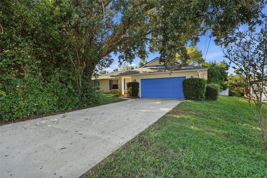 Property for sale at 1626 W AKRON DRIVE, DELTONA, FL, 32725