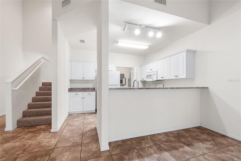 Property for sale at 1571 NW 29TH ROAD UNIT 3, GAINESVILLE, FL, 32605