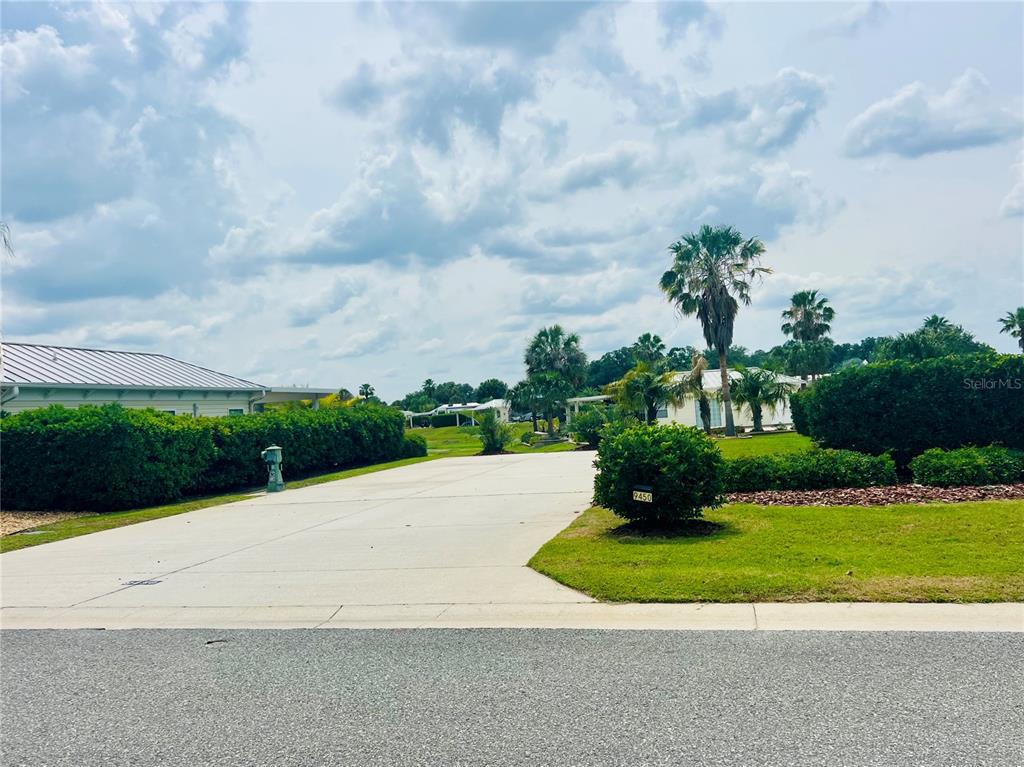 Property for sale at 9450 SE 47TH WAY, WEBSTER, FL, 33597