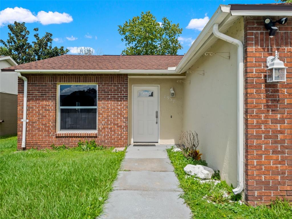 Property for sale at 8937 VALENCIA GARDENS DRIVE, ORLANDO, FL, 32825
