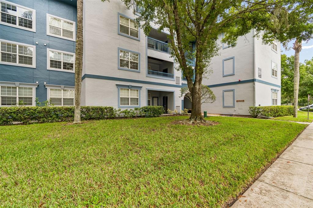 Property for sale at 1640 VILLA CAPRI CIRCLE UNIT 208, ODESSA, FL, 33556