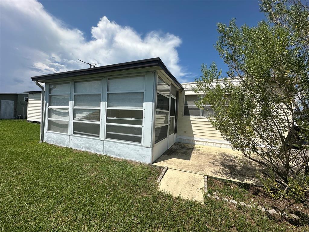 Screened/glass porch