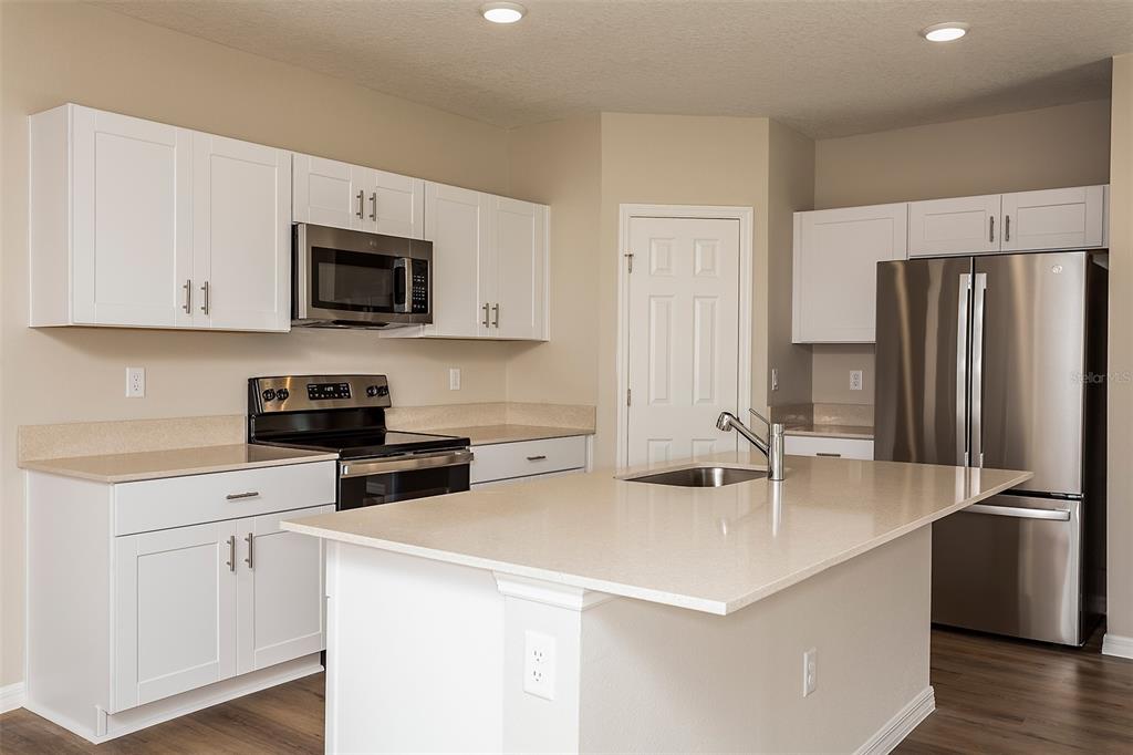Property for sale at 9092 BELLEVIEW FOREST PASS, DADE CITY, FL, 33525