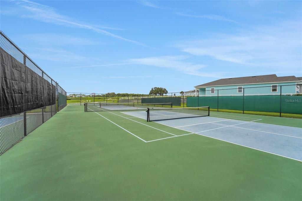 Property for sale at 1035 FIESTA KEY CIRCLE, LADY LAKE, FL, 32159