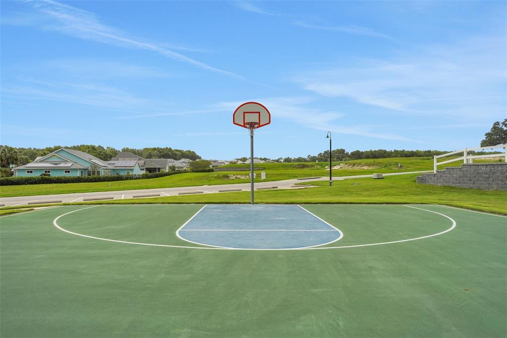 Property for sale at 1035 FIESTA KEY CIRCLE, LADY LAKE, FL, 32159