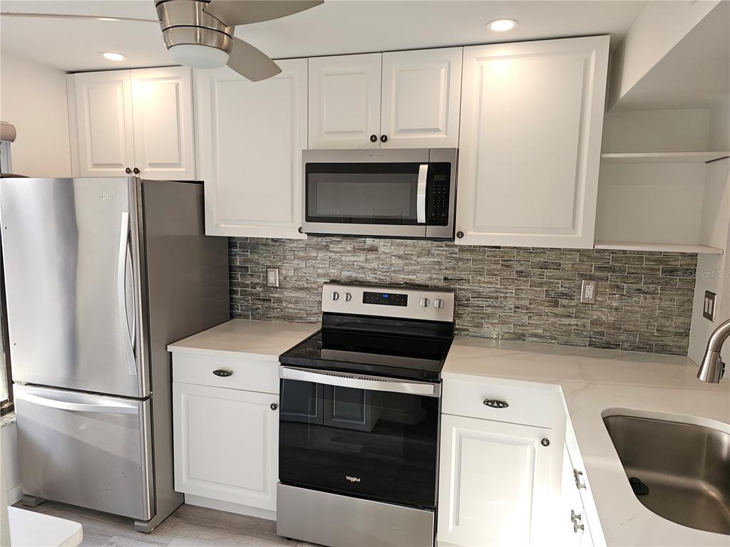 Property for sale at 6343 PALMA DEL MAR BOULEVARD S UNIT 126, ST PETERSBURG, FL, 33715
