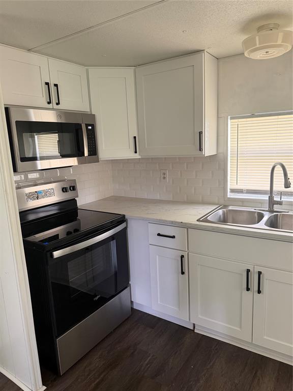 Property for sale at 816 BEECHWOOD AVENUE, LADY LAKE, FL, 32159