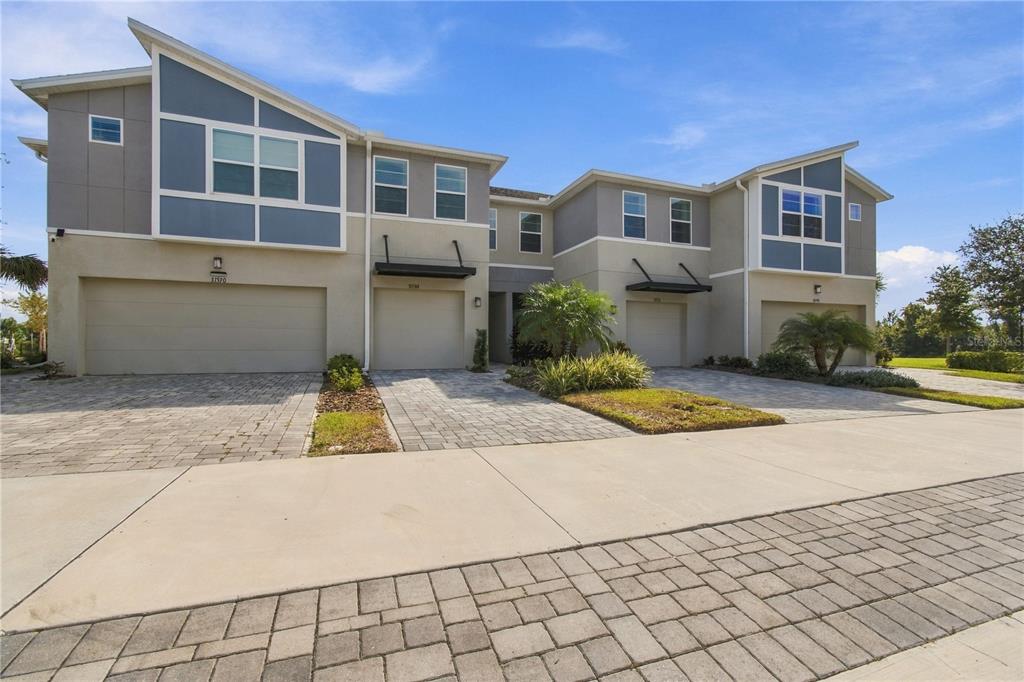 Property for sale at 31564 WOODLAND RACE LOOP, WESLEY CHAPEL, FL, 33545