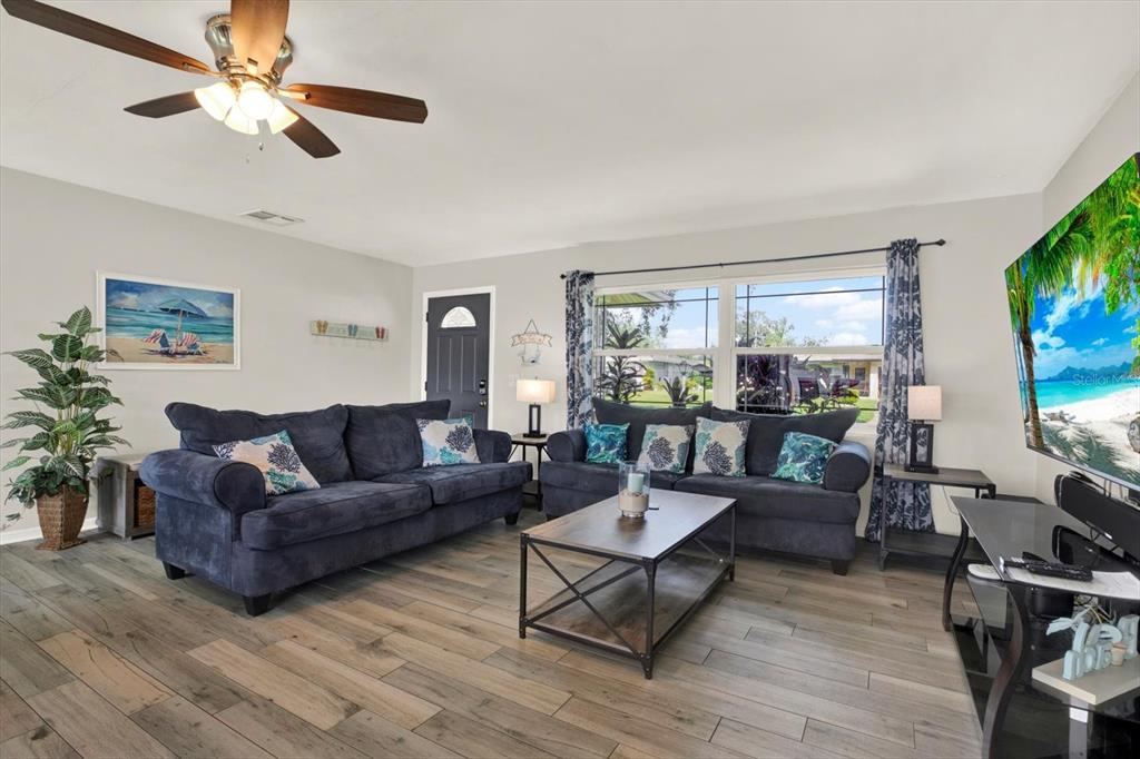 Property for sale at 1669 CAMBRIDGE DRIVE, CLEARWATER, FL, 33756