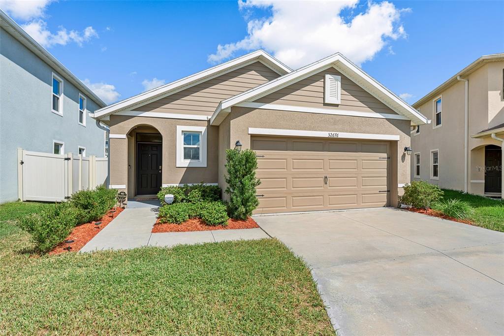 Property for sale at 32676 CANYONLANDS DRIVE, WESLEY CHAPEL, FL, 33543