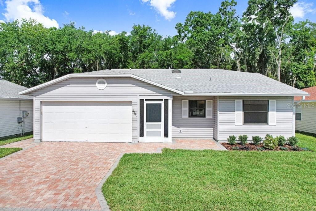 Property for sale at 4949 PLEASANT HOLLOW TRAIL UNIT 211, LAKELAND, FL, 33811