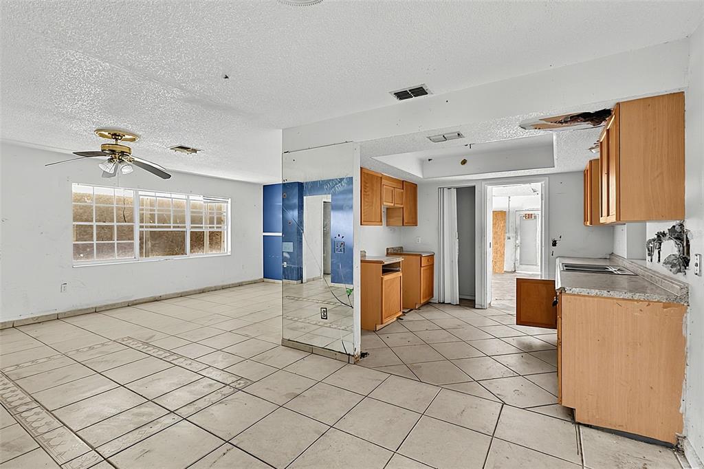 Property for sale at 4830 COCO PALM DRIVE, SEBRING, FL, 33870