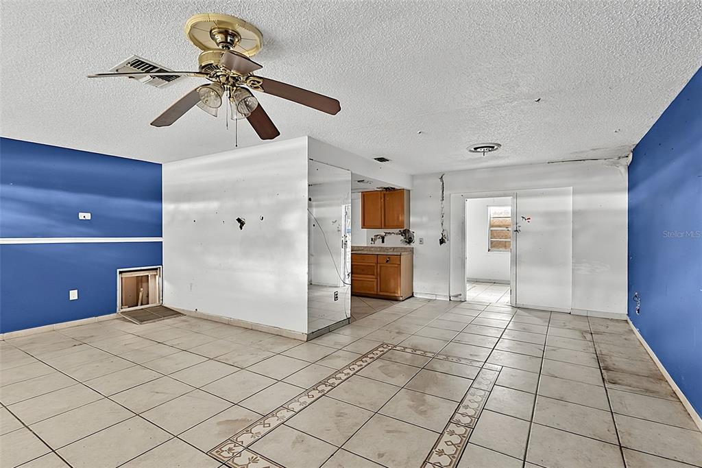 Property for sale at 4830 COCO PALM DRIVE, SEBRING, FL, 33870