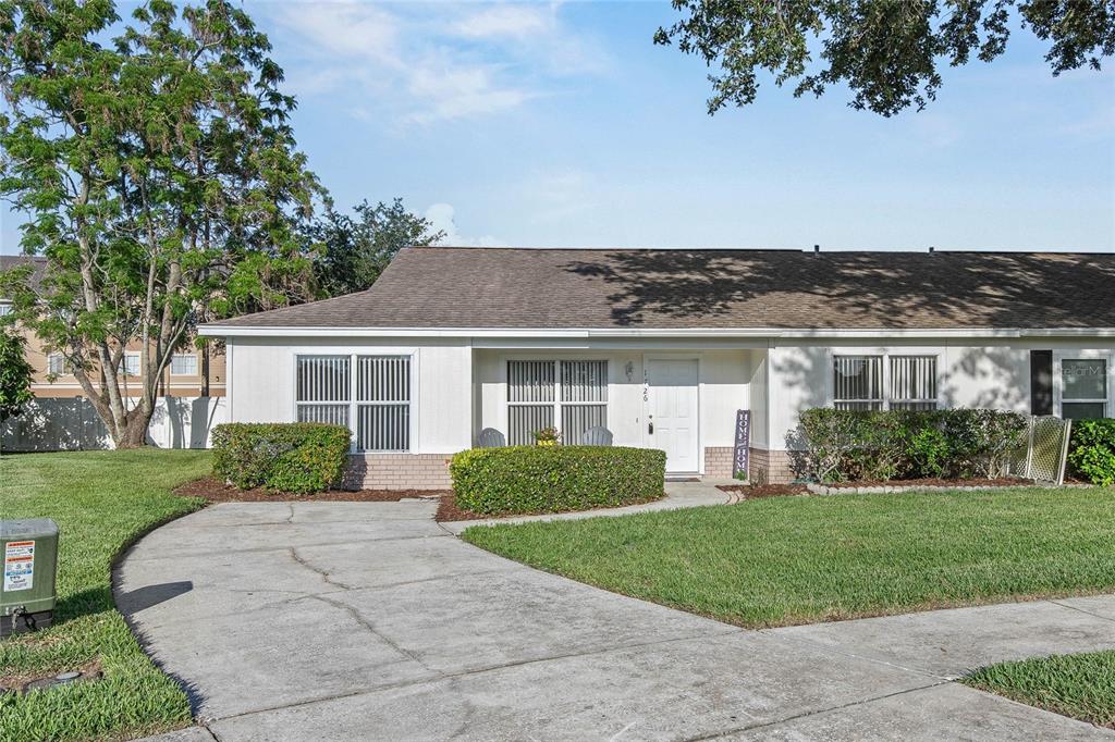 Property for sale at 1726 TROPICAL COURT, TAVARES, FL, 32778