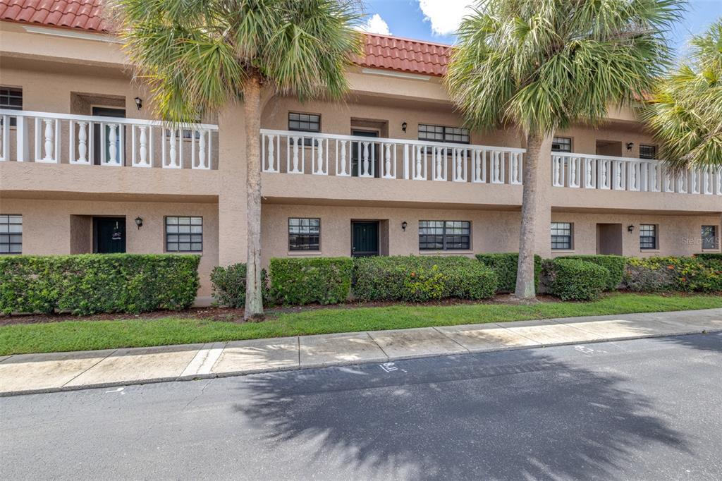 Property for sale at 1750 BELLEAIR FOREST DRIVE UNIT A8, BELLEAIR, FL, 33756