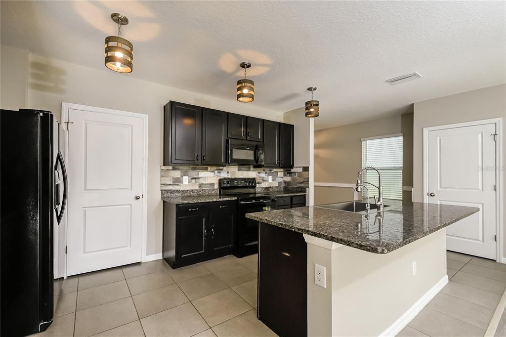Property for sale at 4106 WILLOW HAMMOCK DRIVE, PALMETTO, FL, 34221