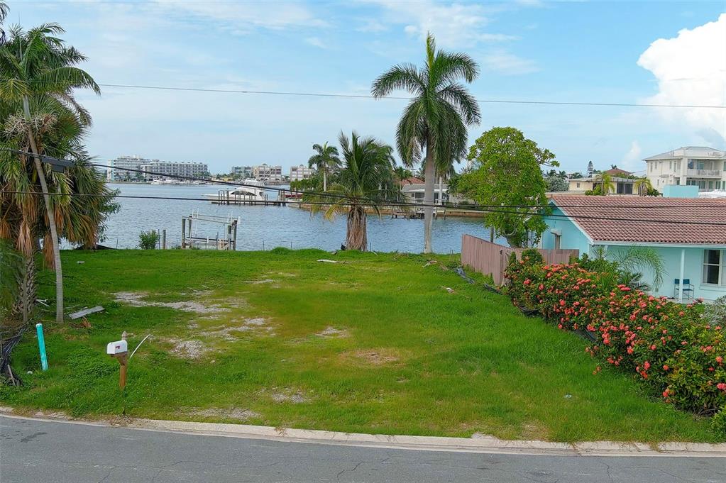 Property for sale at 11080 8TH STREET E, TREASURE ISLAND, FL, 33706
