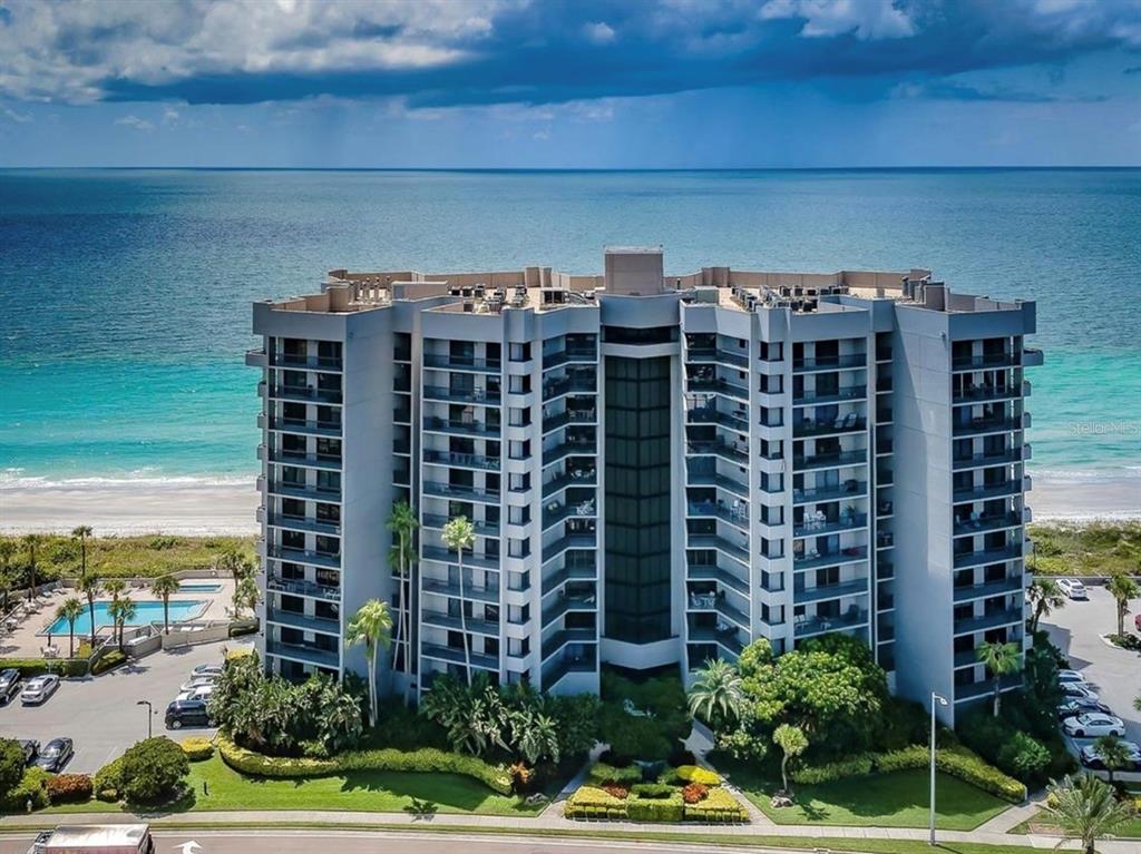 The beautiful Dans Island community features 24 hour gated security and luxury amenities!