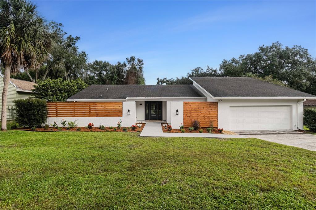 Property for sale at 832 BROOKWOOD DRIVE, LAKELAND, FL, 33813