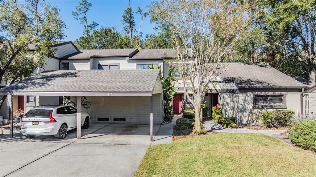 Property for sale at 215 WOODS LANDING TRAIL, OLDSMAR, FL, 34677