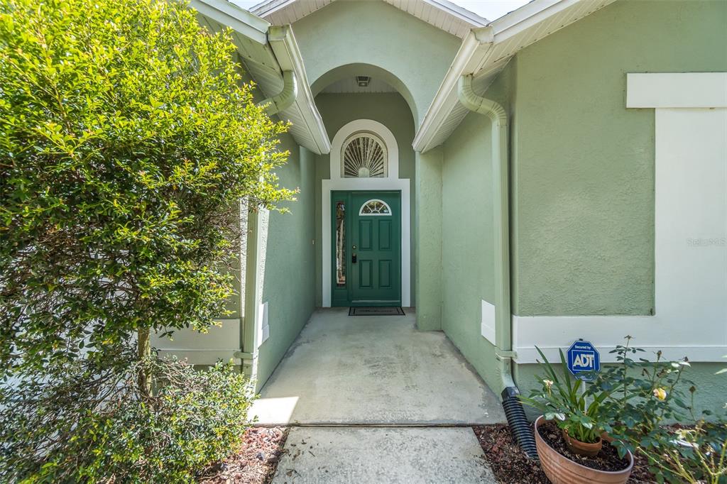 Property for sale at 6918 JAMESTOWN MANOR DRIVE, RIVERVIEW, FL, 33578