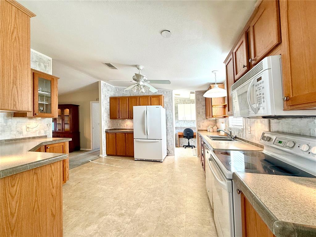 Property for sale at 250 S PORT ROYAL LANE, APOLLO BEACH, FL, 33572