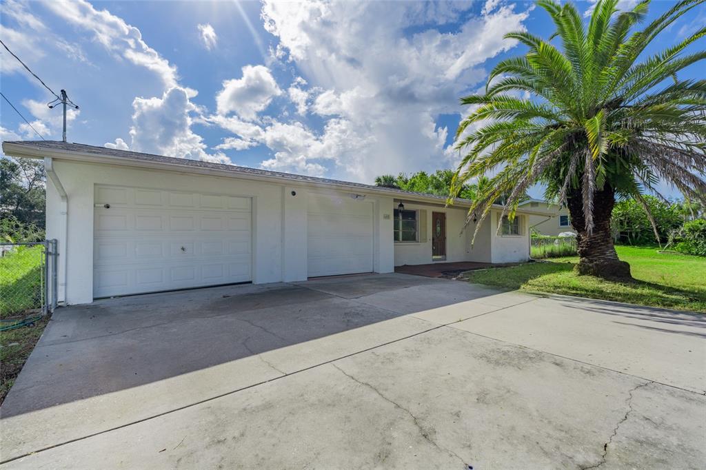 Property for sale at 605 BARNES PARKWAY, NOKOMIS, FL, 34275