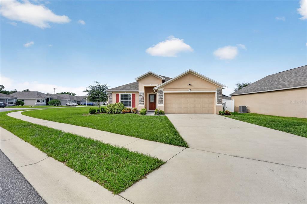 Property for sale at 195 BLACK SKIMMER LANE, WINTER HAVEN, FL, 33880