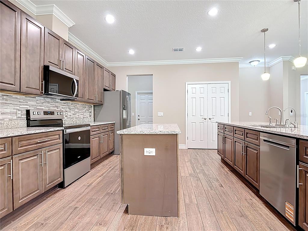 Property for sale at 19041 MARDI GRAS STREET, ORLANDO, FL, 32833