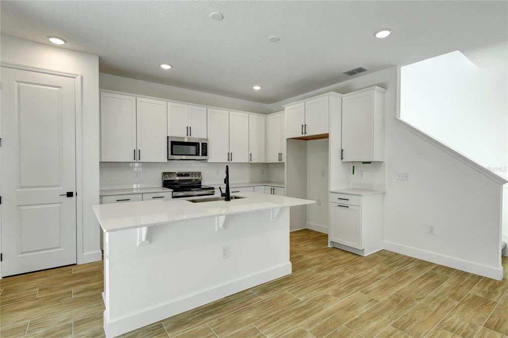 Property for sale at 1010 CLOUD RIDGE COURT, MOUNT DORA, FL, 32757