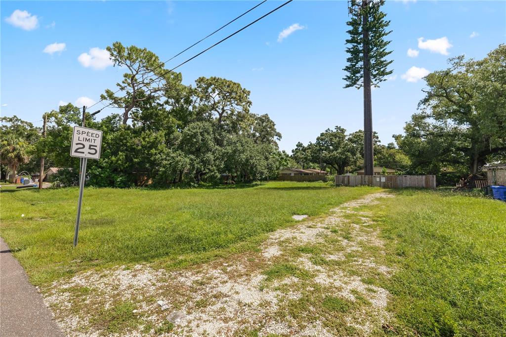Property for sale at 13805 N 20TH STREET, TAMPA, FL, 33613