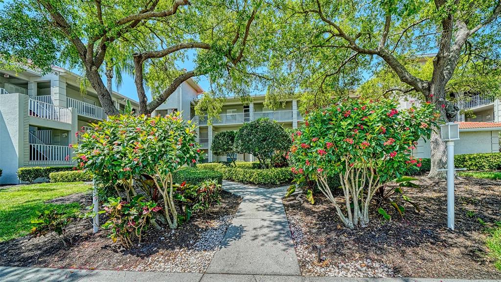 Property for sale at 9330 CLUBSIDE CIRCLE UNIT 3202, SARASOTA, FL, 34238