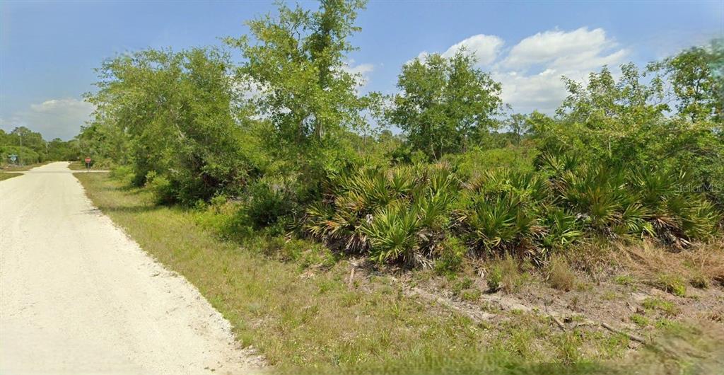Property for sale at 383 CAROLE ROAD NW, LAKE PLACID, FL, 33852