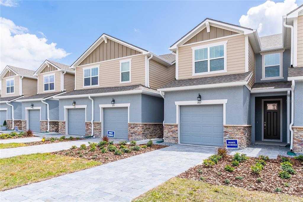 Property for sale at 987 SPRING PALMS LOOP, ORLANDO, FL, 32828